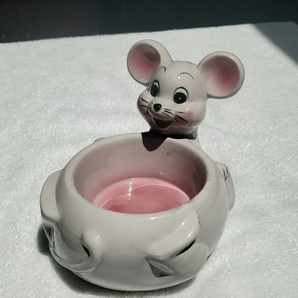 VTG 90s Mouse Character Cat Feeder — Doggiduds 1995